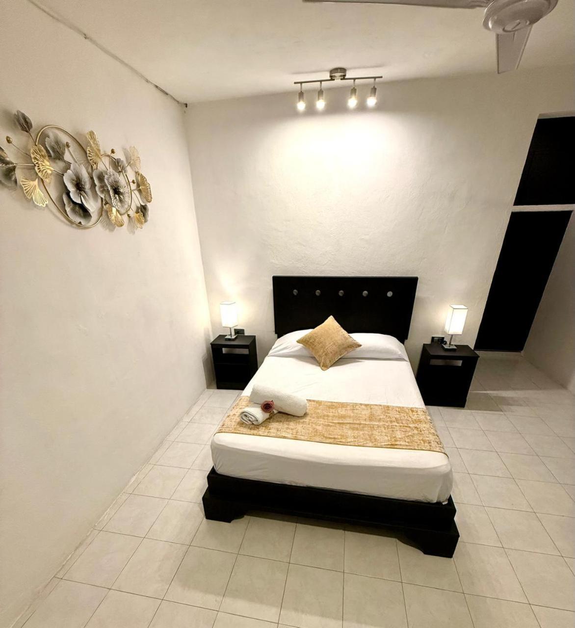 Hotel Baroni Progreso  Buitenkant foto
